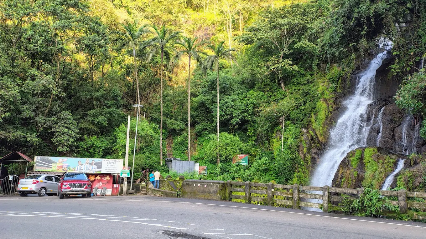 Valanjanganam Waterfalls